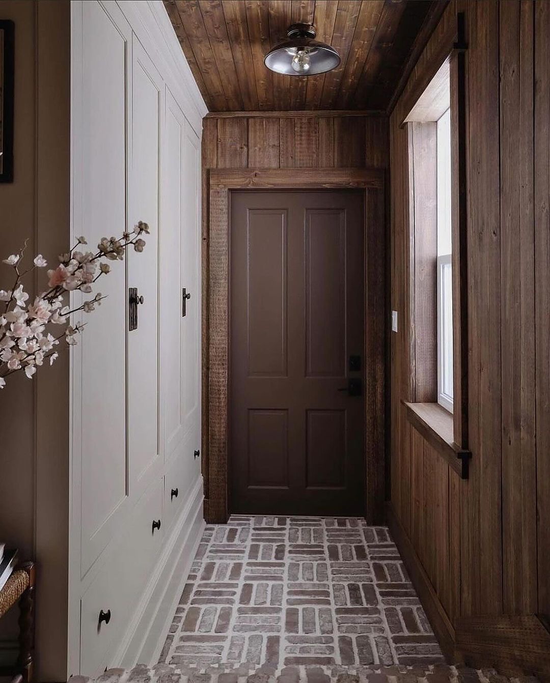 A harmonious blend of textures in a hallway