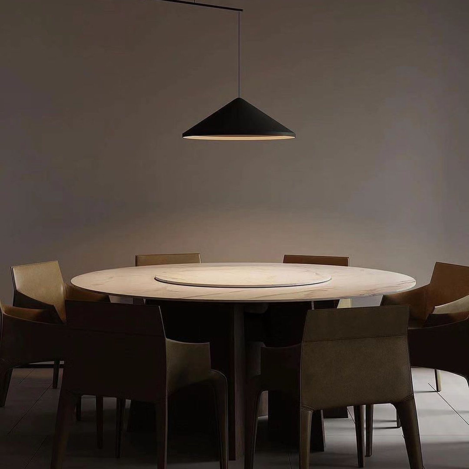 Elegant and minimalistic dining area