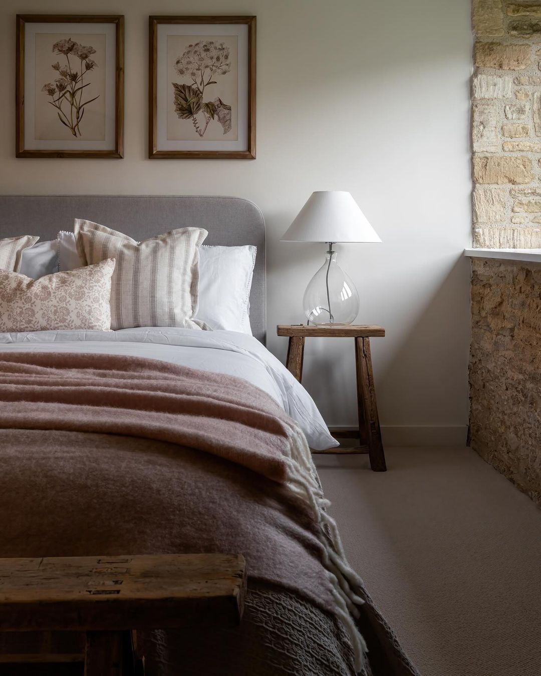 Cozy bedroom with a tasteful neutral palette