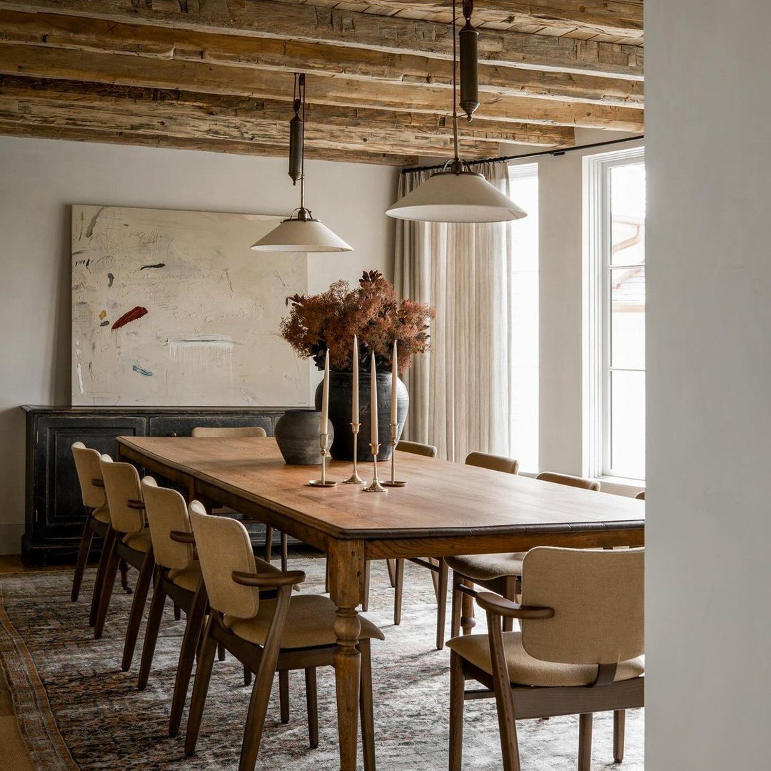 Rustic elegance in a dining area