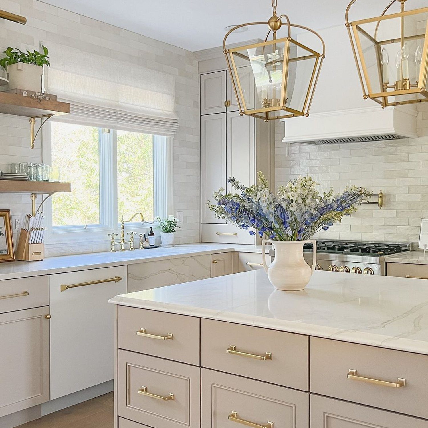 Bright and Elegant Kitchen with Gold Accents