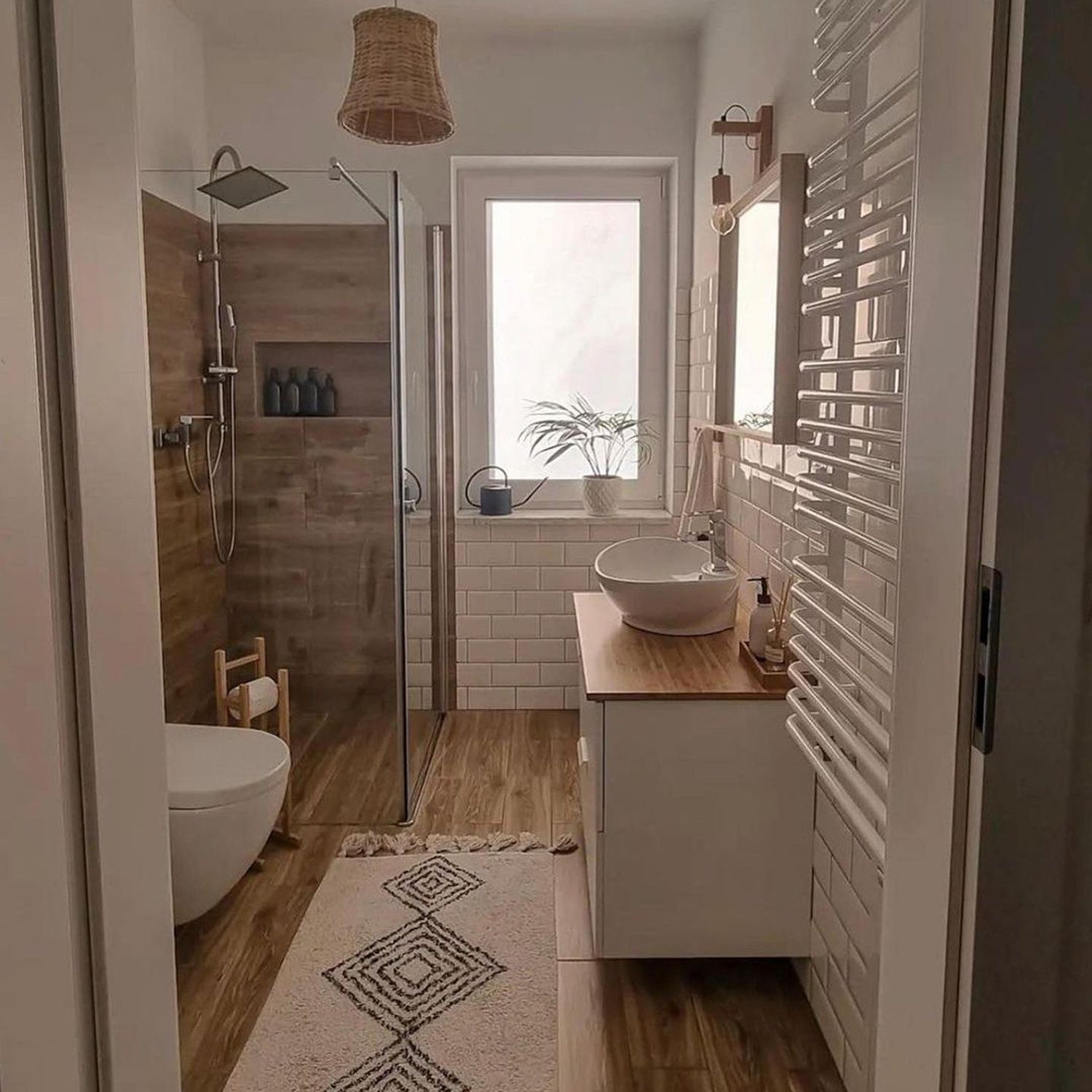 Modern bathroom with wooden elements and a simplistic design