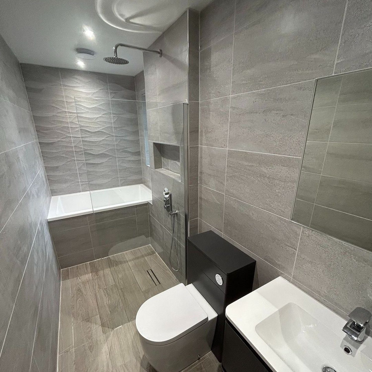 A modern bathroom with sleek finishes