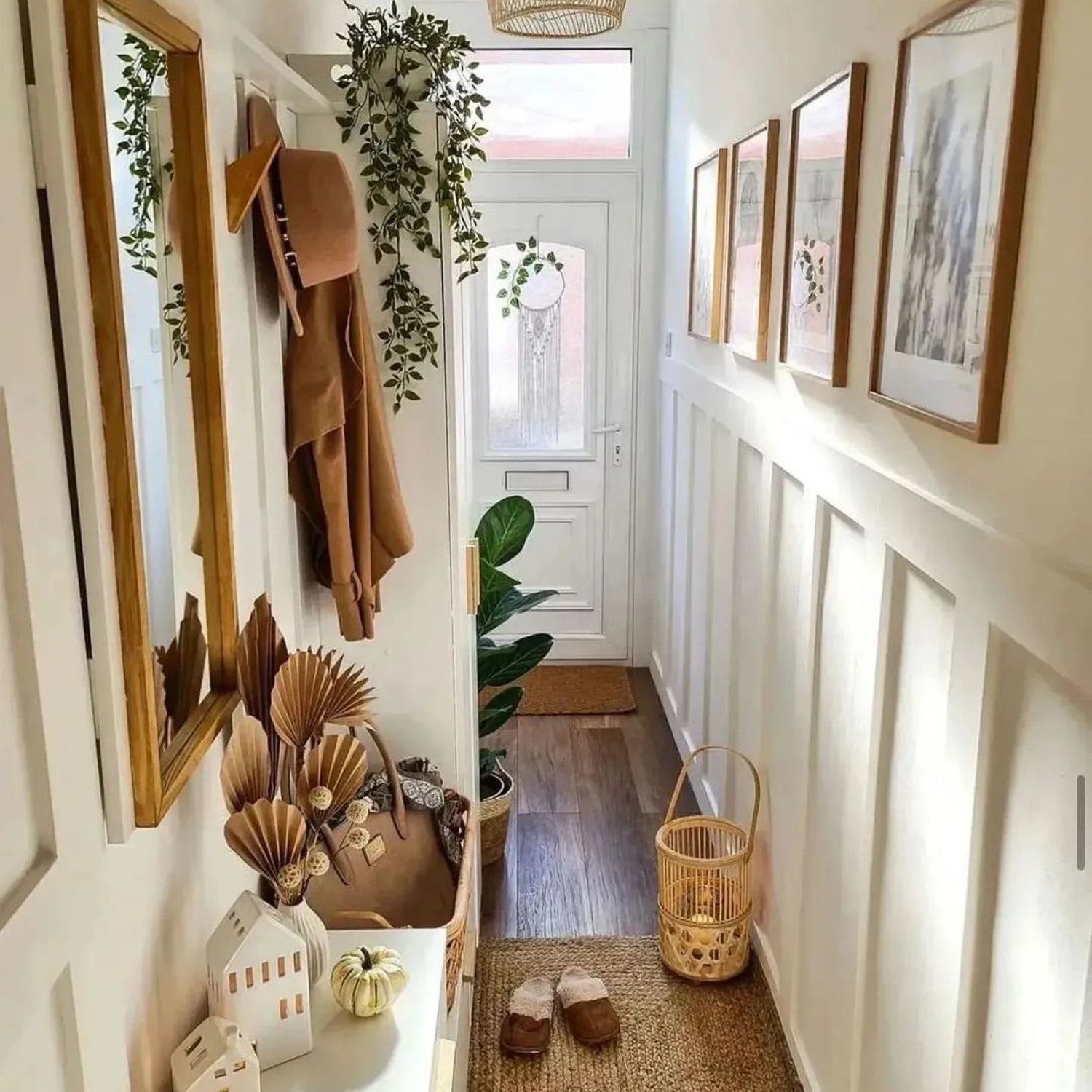 Cozy hallway with a warm and inviting design