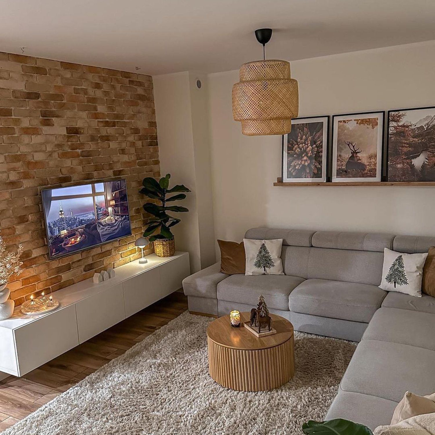 Cozy and trendy living room with a warm ambiance