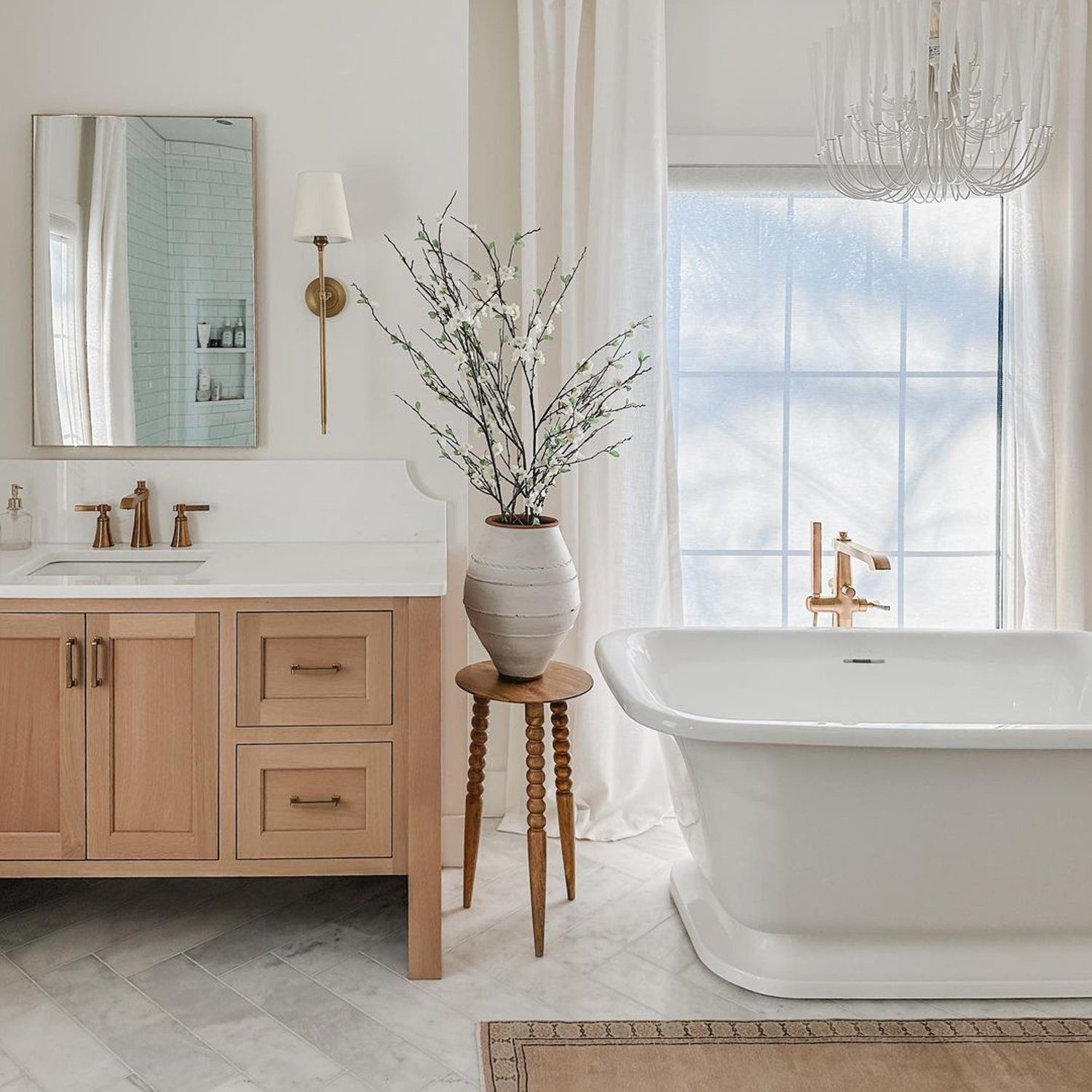 Elegant minimalist bathroom design