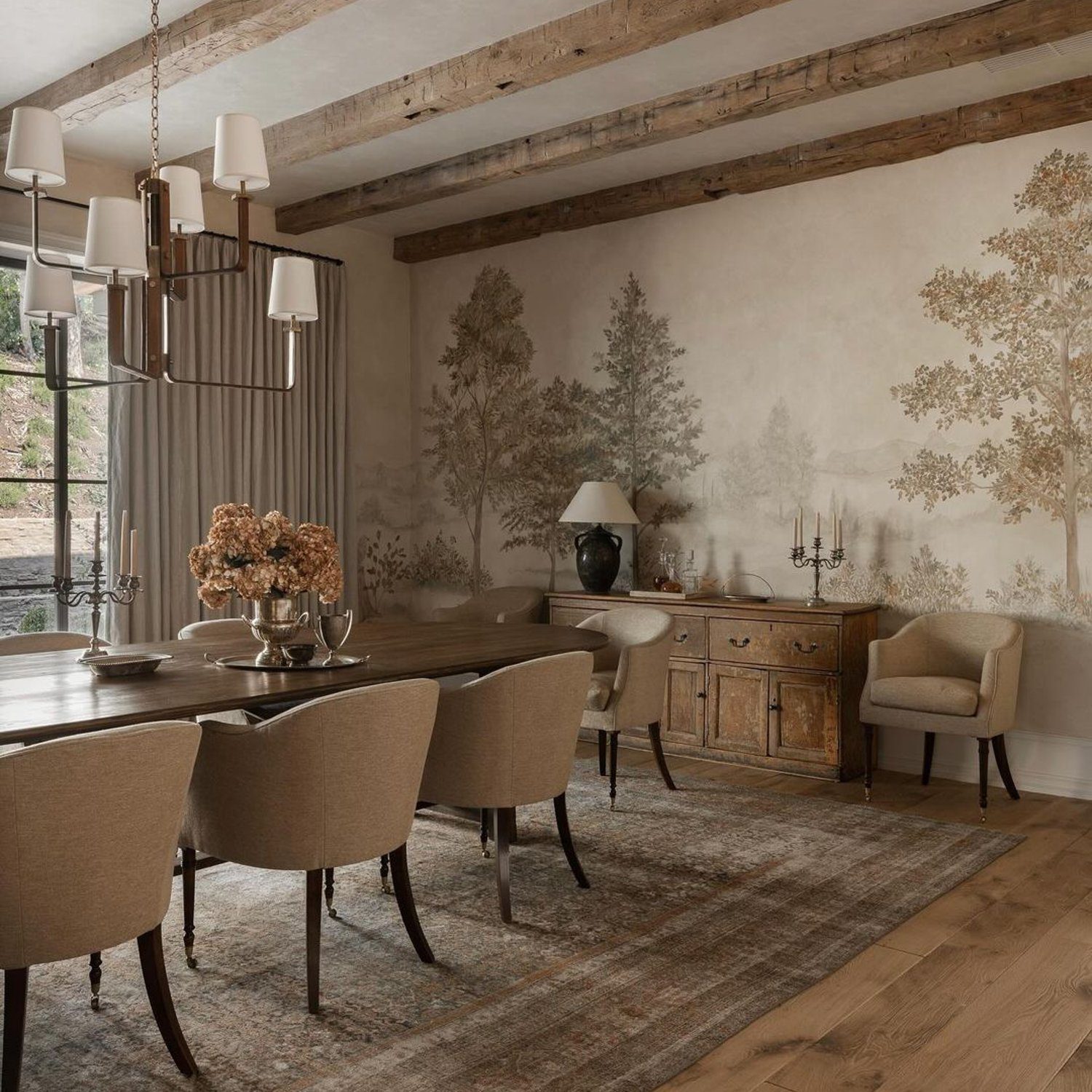 Elegant dining room with rustic and modern elements