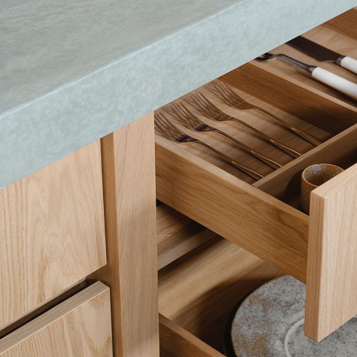 Elegantly crafted kitchen drawer