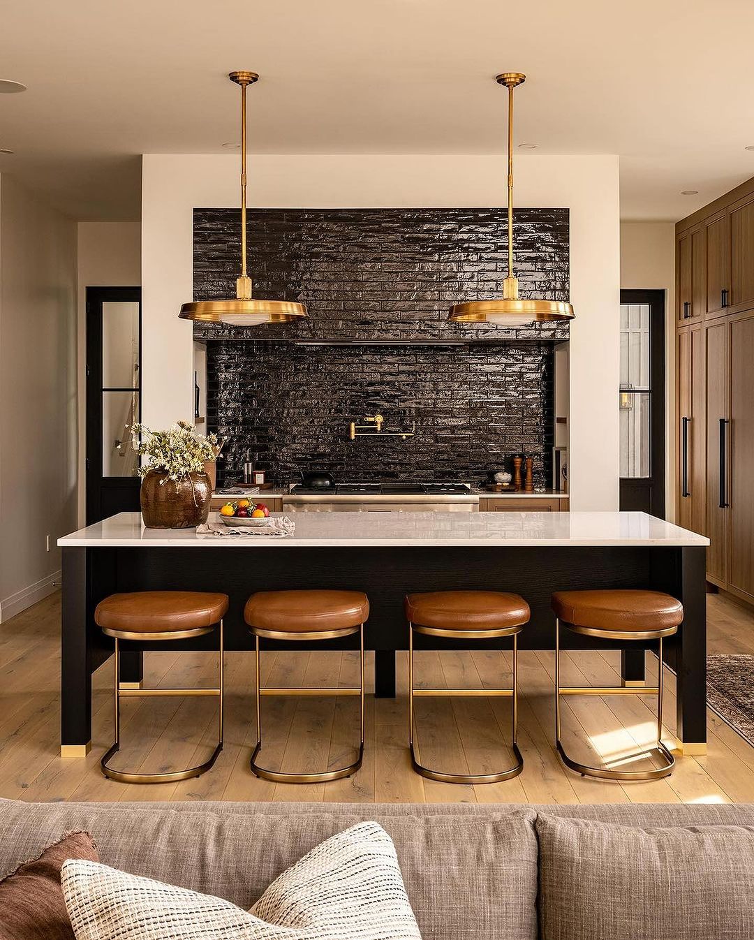 Chic kitchen with a striking black textured backsplash