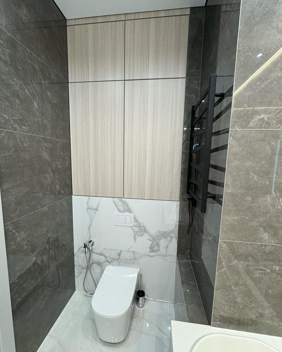 Stylish modern bathroom with mixed textures