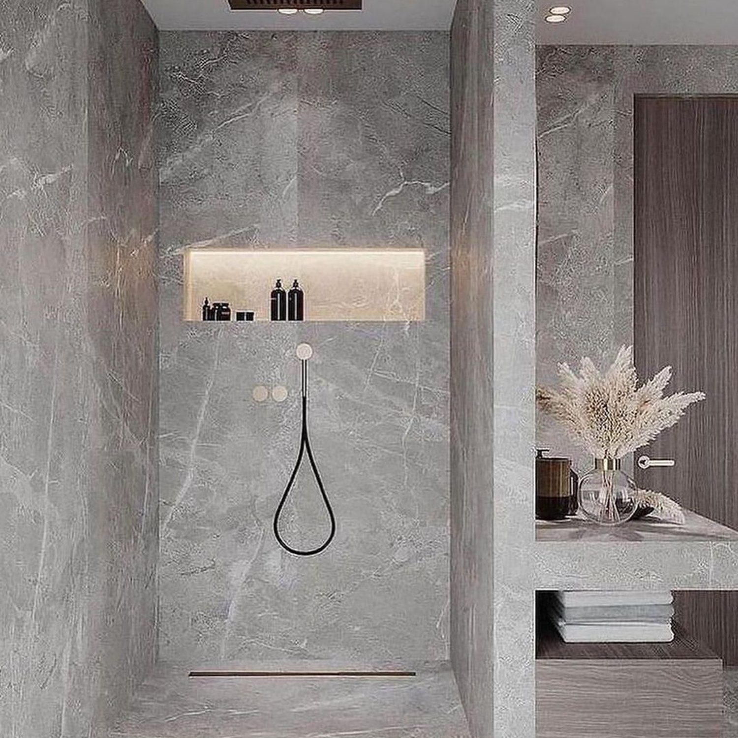 Elegant Modern Bathroom Design