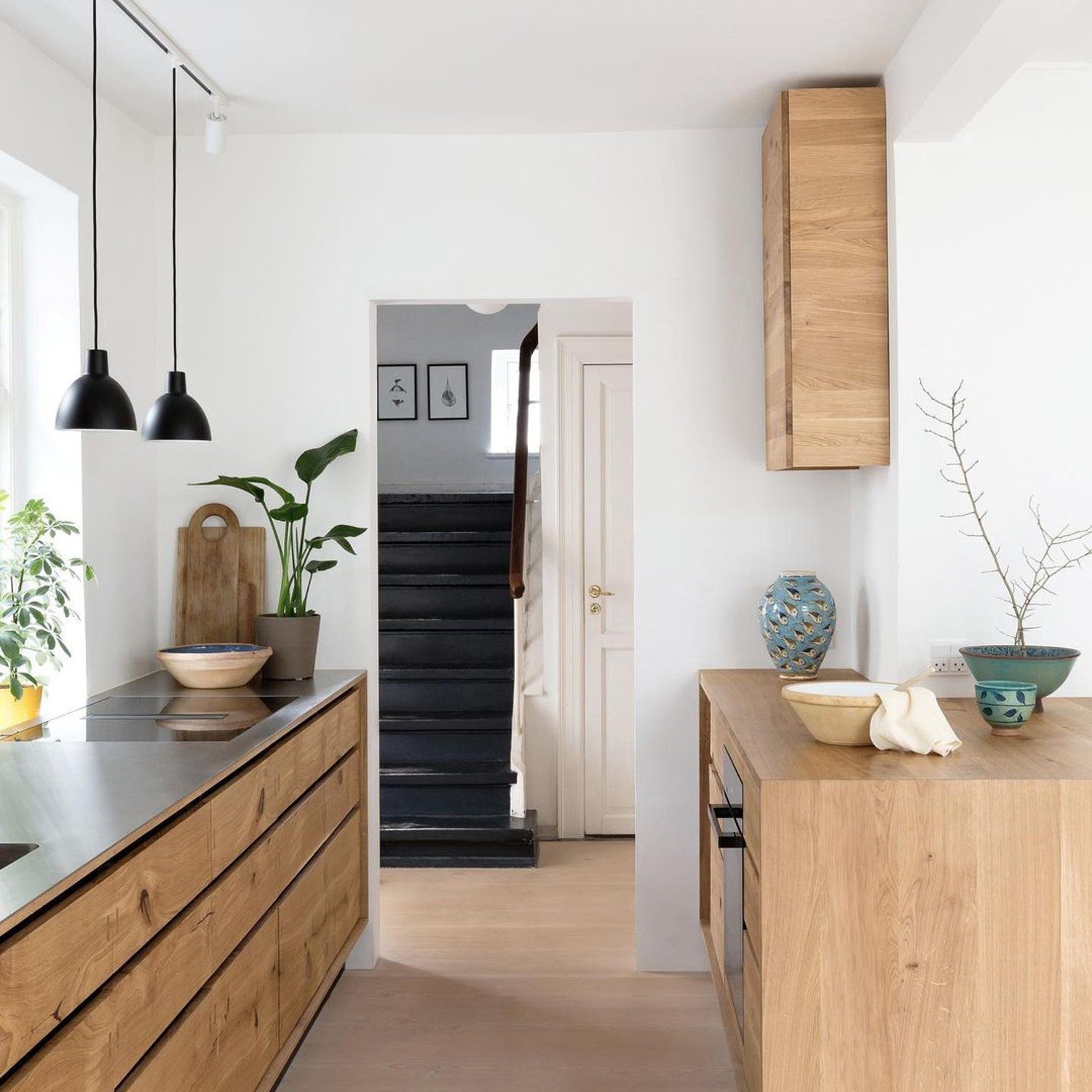 A sleek and modern kitchen design