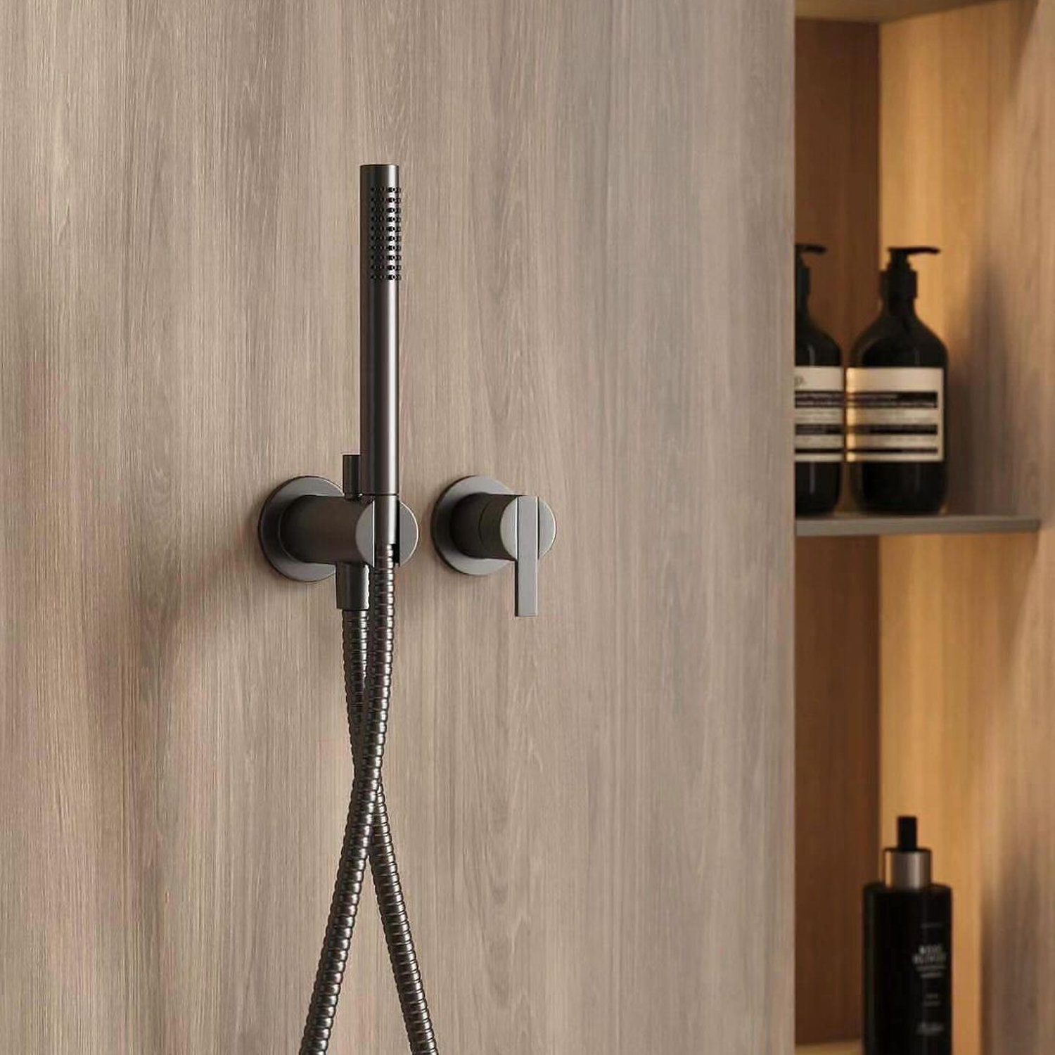 Stylish and contemporary bathroom shower setup