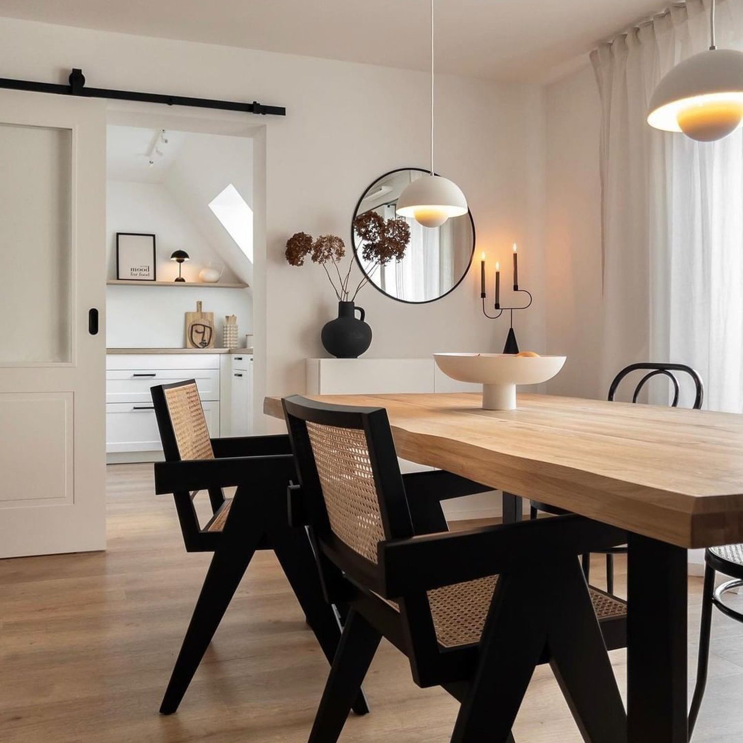 Scandinavian-inspired dining room with a refreshing aesthetic