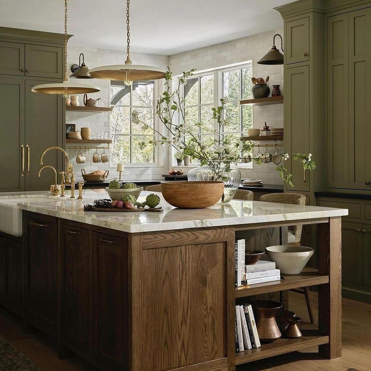 Elegant and Refined Kitchen